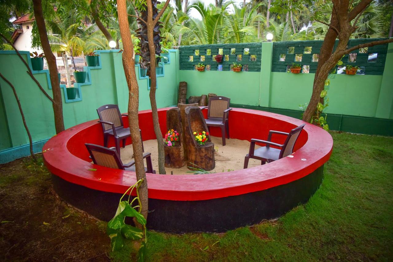 باتيكالوا Neem Garden Guest House المظهر الخارجي الصورة