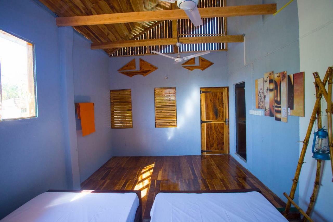 باتيكالوا Neem Garden Guest House المظهر الخارجي الصورة