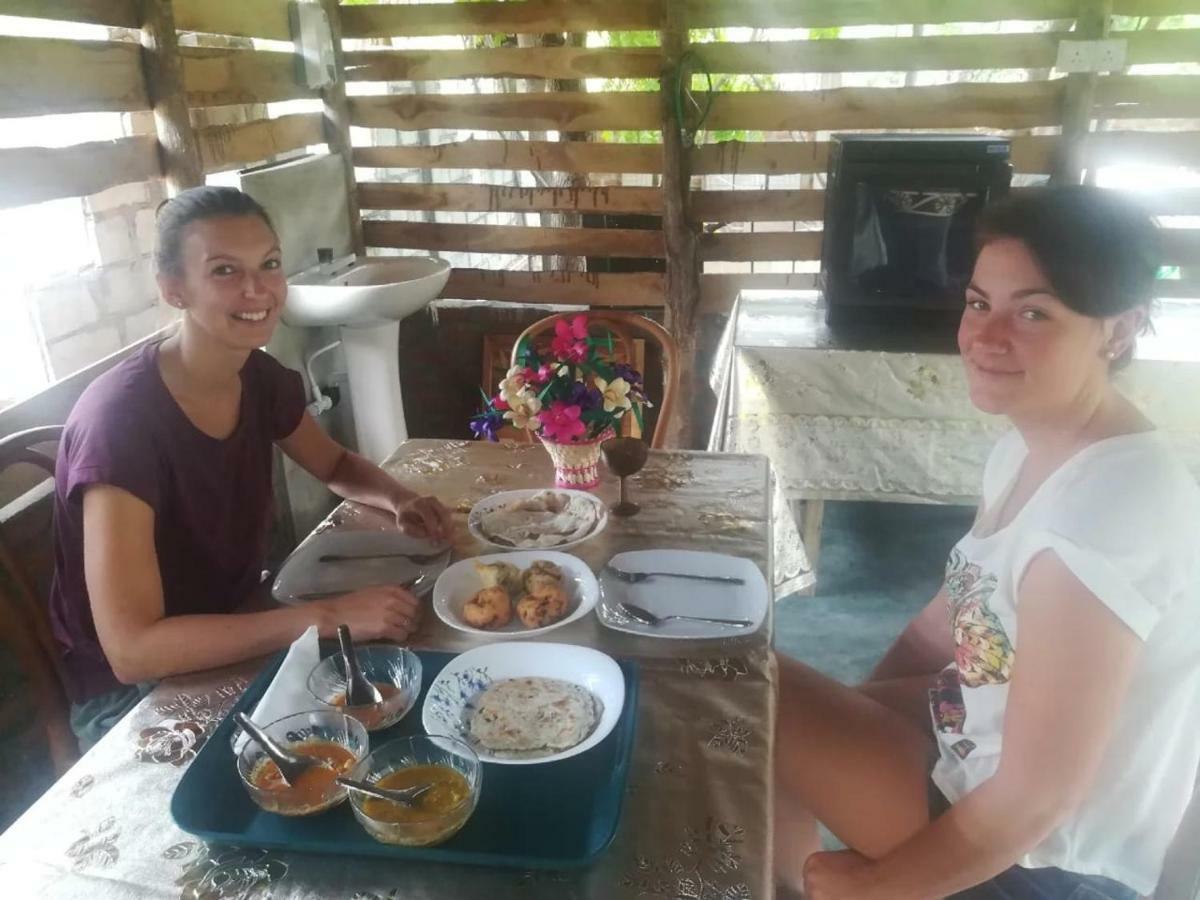 باتيكالوا Neem Garden Guest House المظهر الخارجي الصورة
